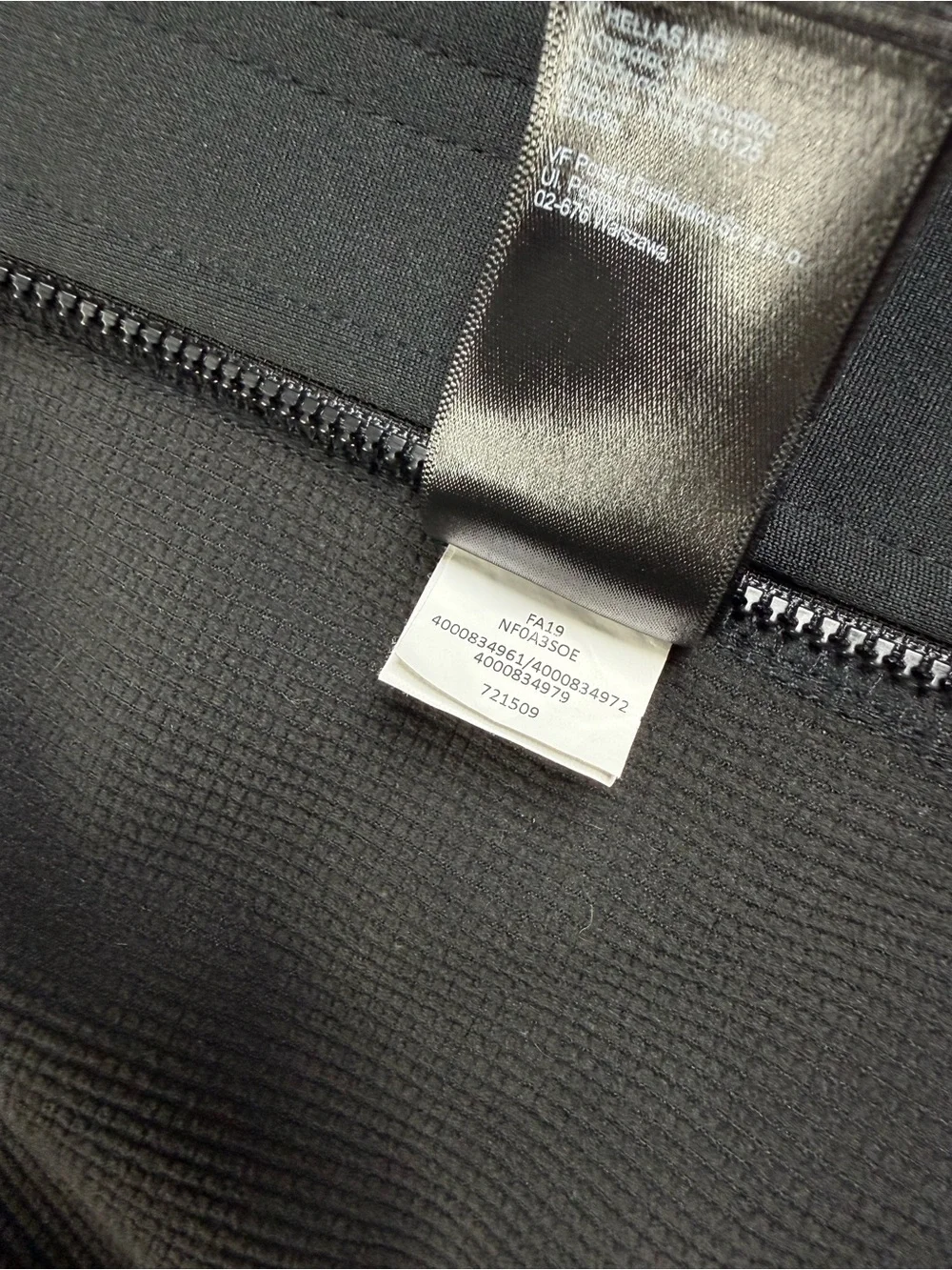 The North Face Herringbone Hooded Jacket Black Gray Fully Lined